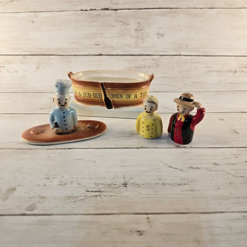 Vintage Enesco Rub-A-Dub-Dub 3 Men in a Tub Salt Pepper Shaker Set E3230 Ceramic